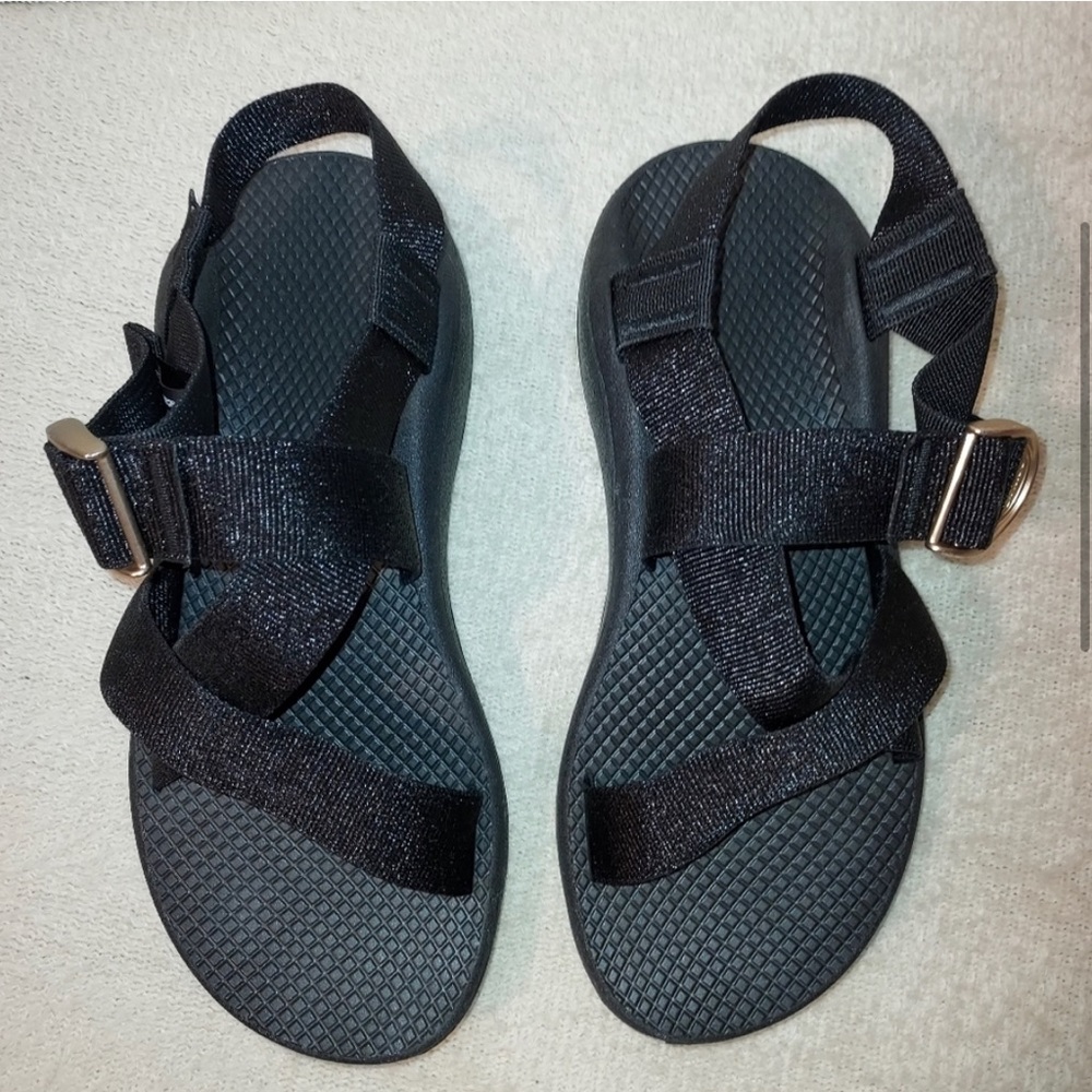 Black chacos